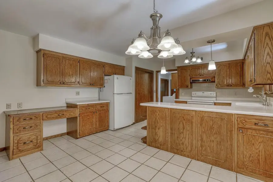 3910 Fresno ROAD, Brookfield, WI 53045 - #3