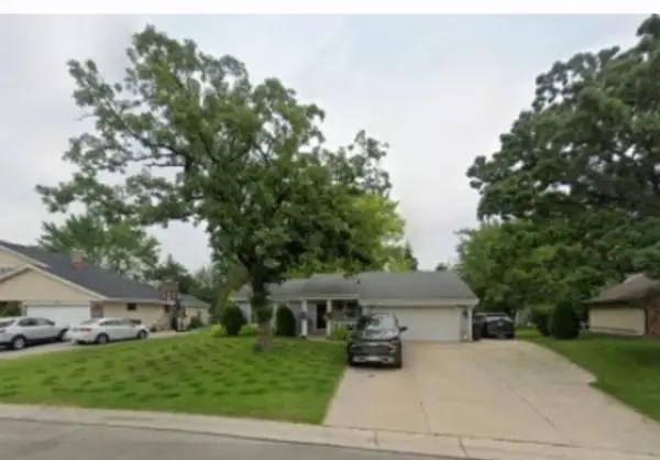 1108 River Park Circle W, Mukwonago, WI 53149