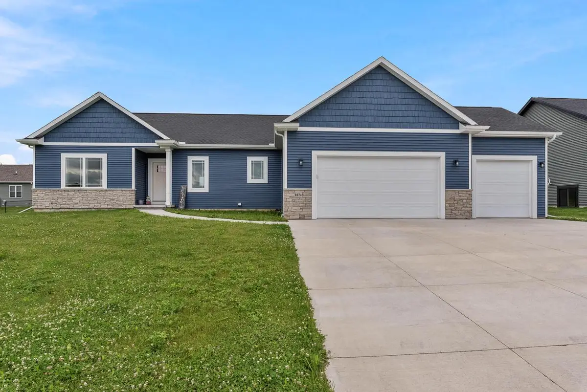 1074 Crystal LANE, Mayville, WI 53050 - #1