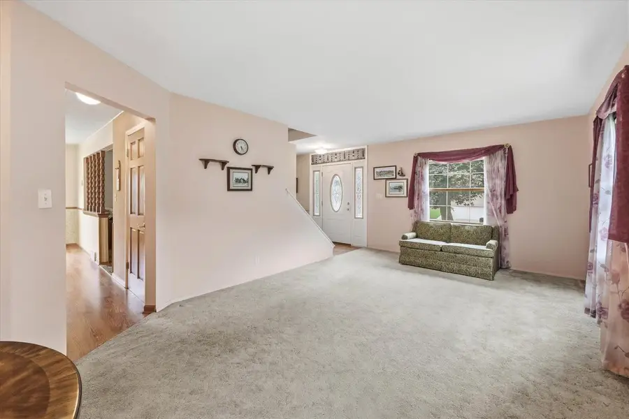 1542 N Lakeview AVENUE, Port Washington, WI 53074 - #3