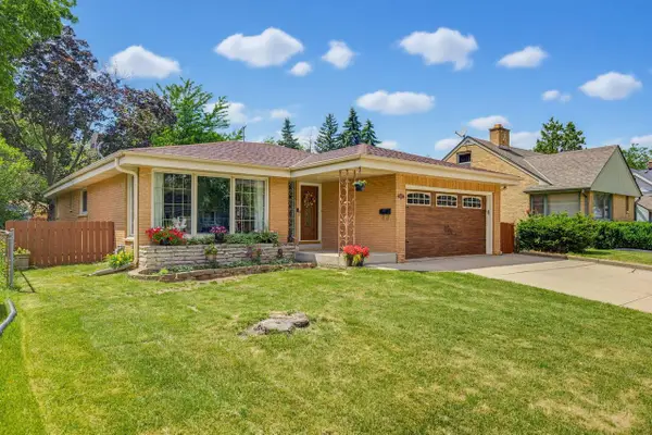 937 S 86th STREET, West Allis, WI 53214