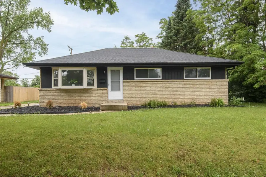 6655 N 84th STREET, Milwaukee, WI 53224 - #2