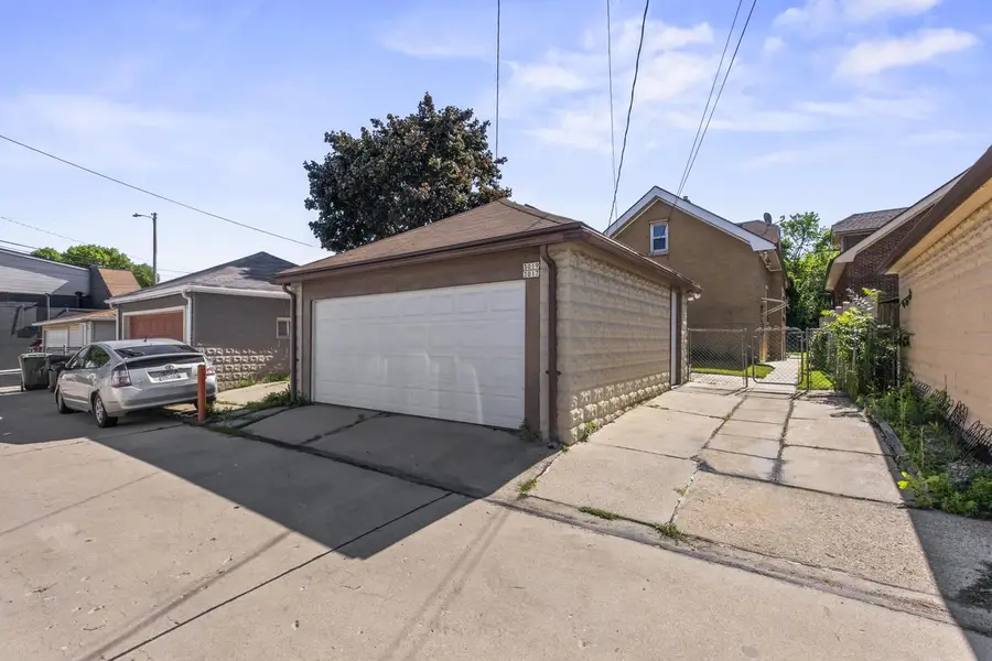 3017 S 6th STREET #3019, Milwaukee, WI 53215 - #2