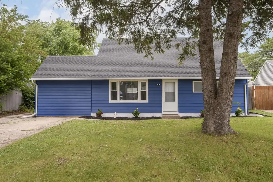 6908 W Allerton AVENUE, Greenfield, WI 53220 - #3