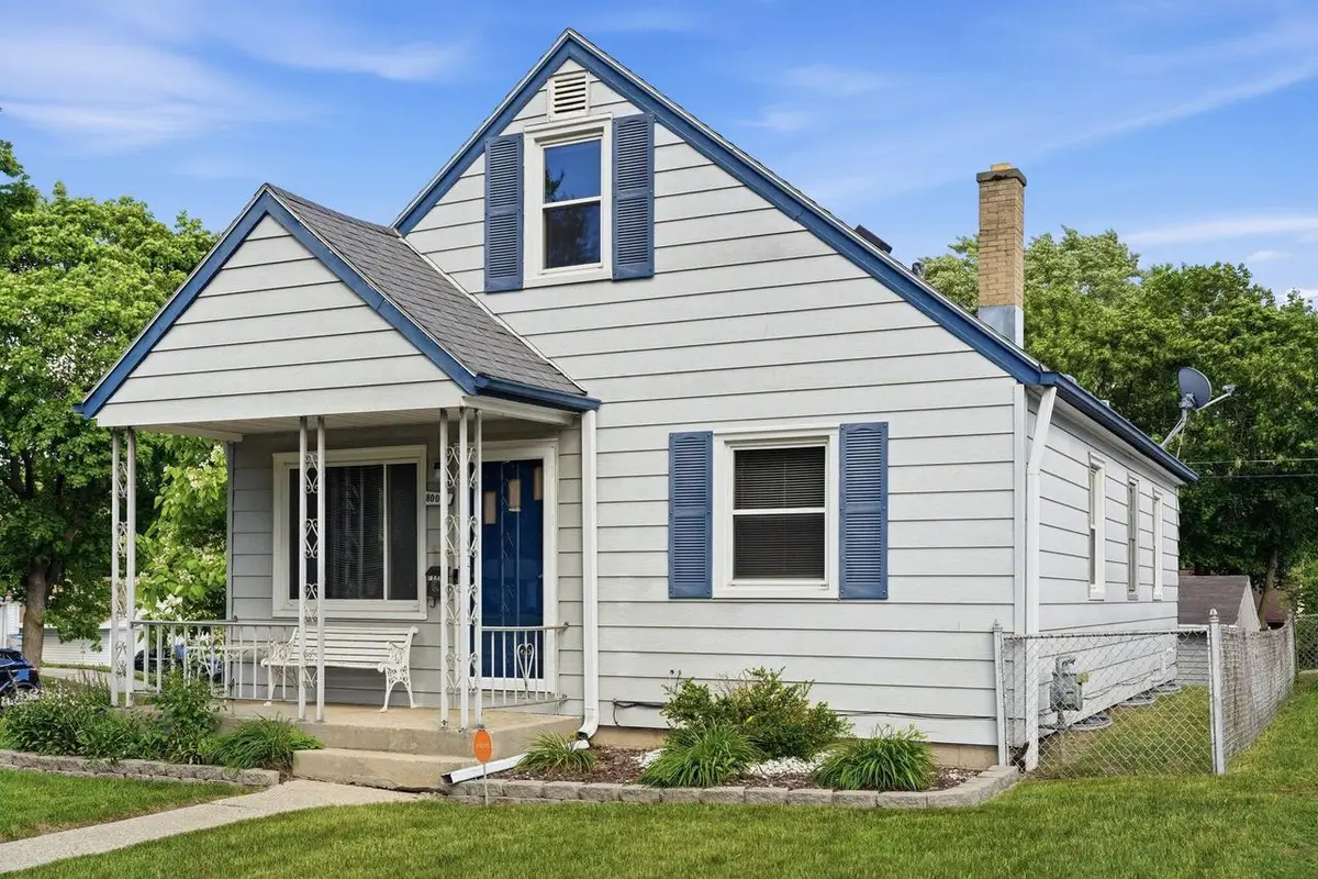 8001 W Kathryn AVENUE, Milwaukee, WI 53218 - #1