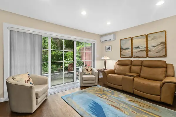 1305 W Main STREET #108, Lake Geneva, WI 53147