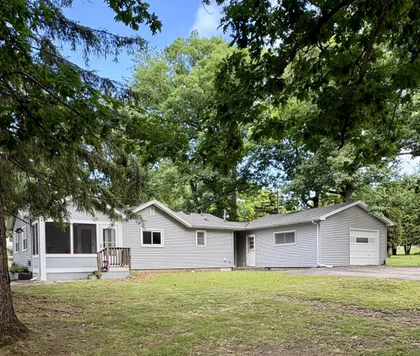 W3724 Washington DRIVE, Lake Geneva, WI 53147