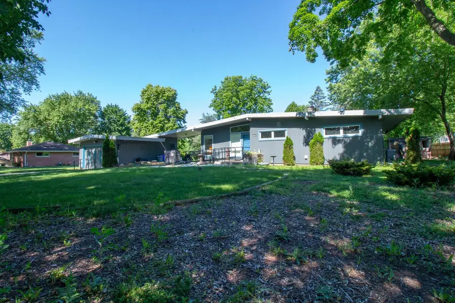 3325 Wilshire ROAD, Brookfield, WI 53045 - #3
