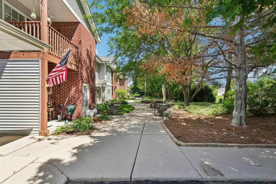 220 E Remer ROAD #403, Elkhorn, WI 53121 - #3