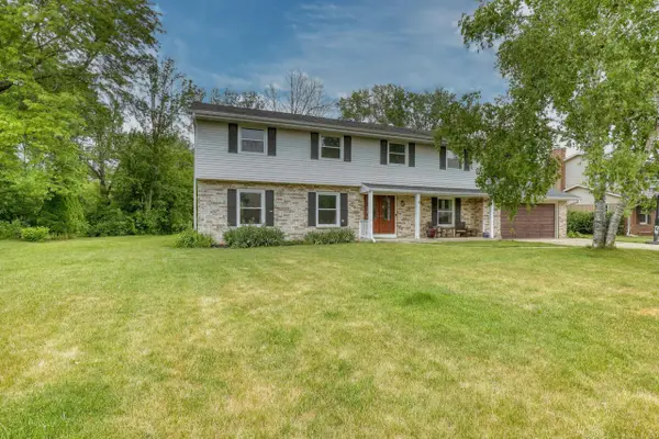 820 W Clovernook LANE, Glendale, WI 53217