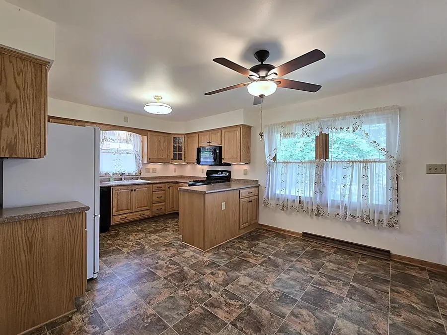 3627 S 86th STREET, Milwaukee, WI 53228 - #2