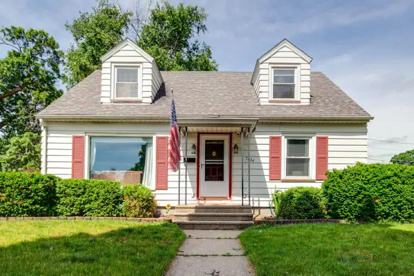 7834 15th AVENUE, Kenosha, WI 53143