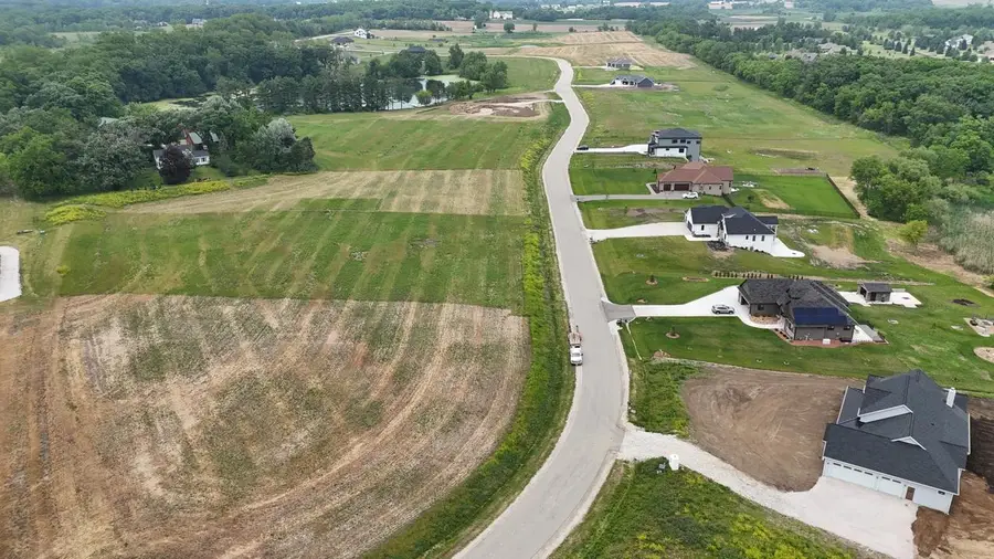 610 BEERE LANE, Burlington, WI 53105 - #2