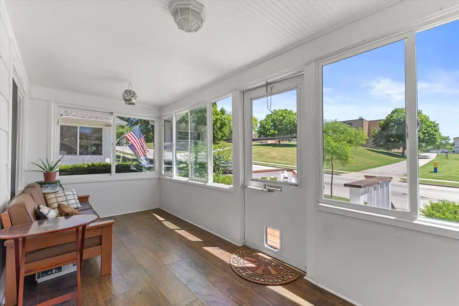 140 S Hartwell AVENUE, Waukesha, WI 53186 - #2
