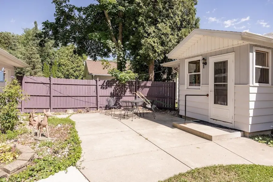 733 N Lapham STREET, Oconomowoc, WI 53066 - #3