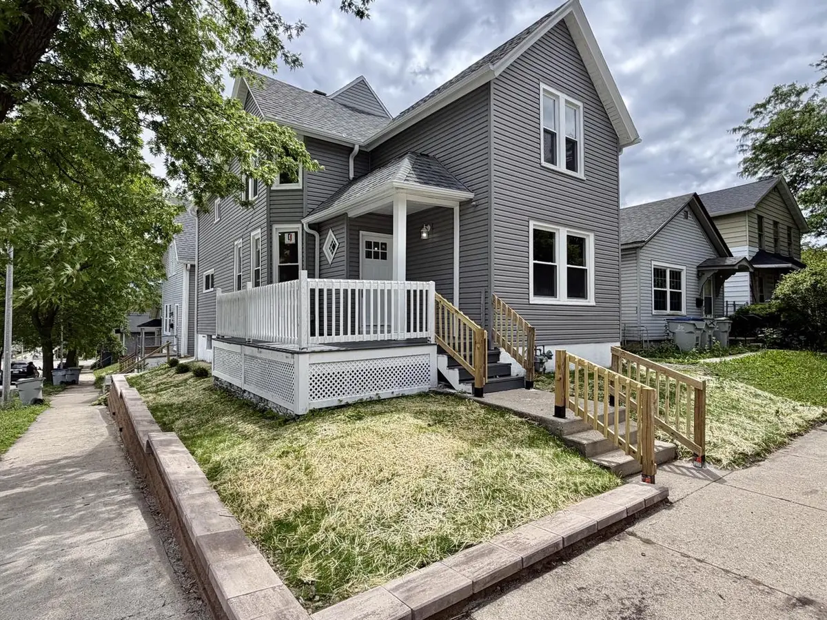 2501 W Michigan STREET, Milwaukee, WI 53233 - #1
