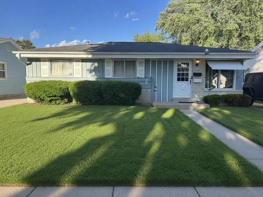 6420 N 49th STREET, Milwaukee, WI 53223 - #2