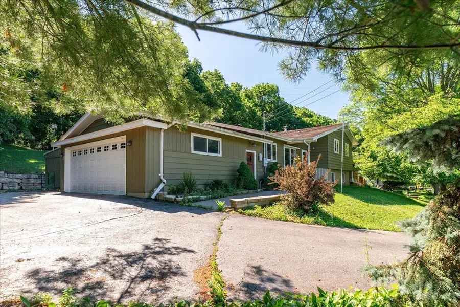 3421 Cliffside DRIVE, La Crosse, WI 54601 - #2
