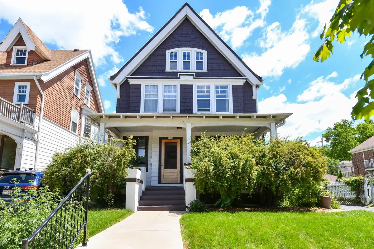 2912 N Murray AVENUE, Milwaukee, WI 53211 - #1