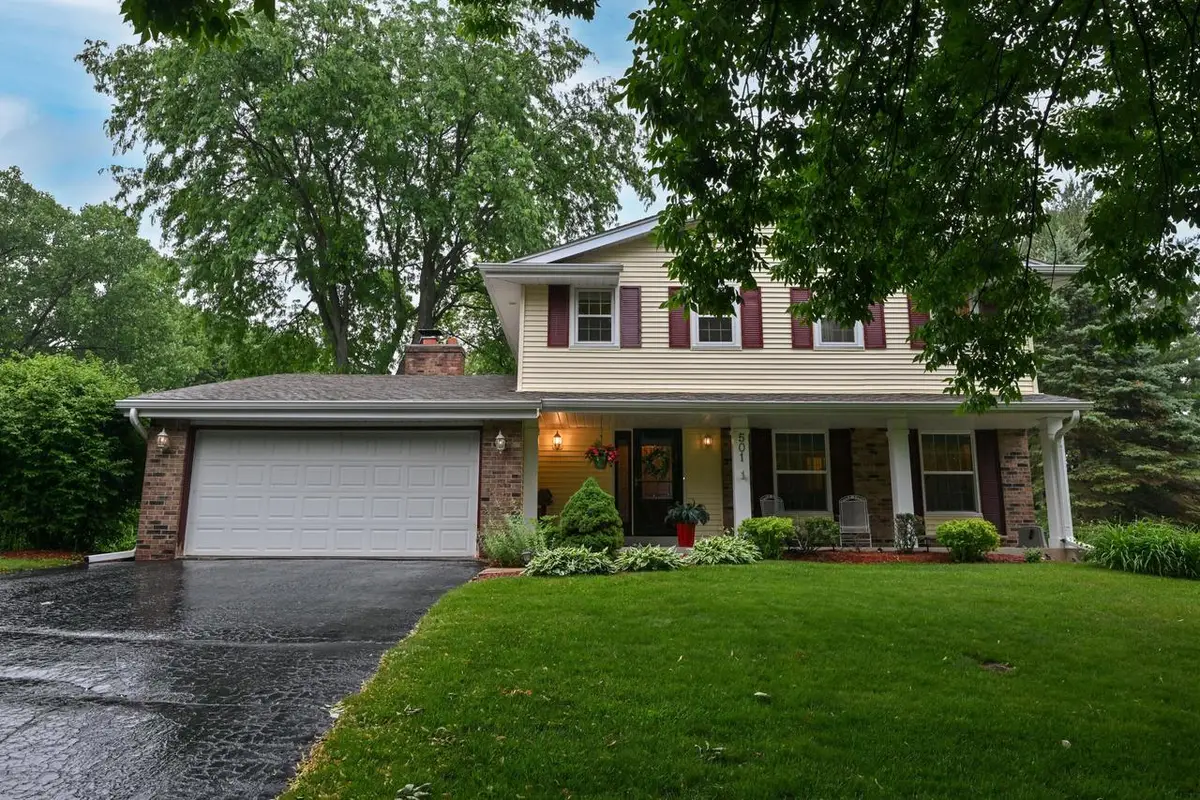 501 Cheyenne DRIVE, Waukesha, WI 53188 - #1