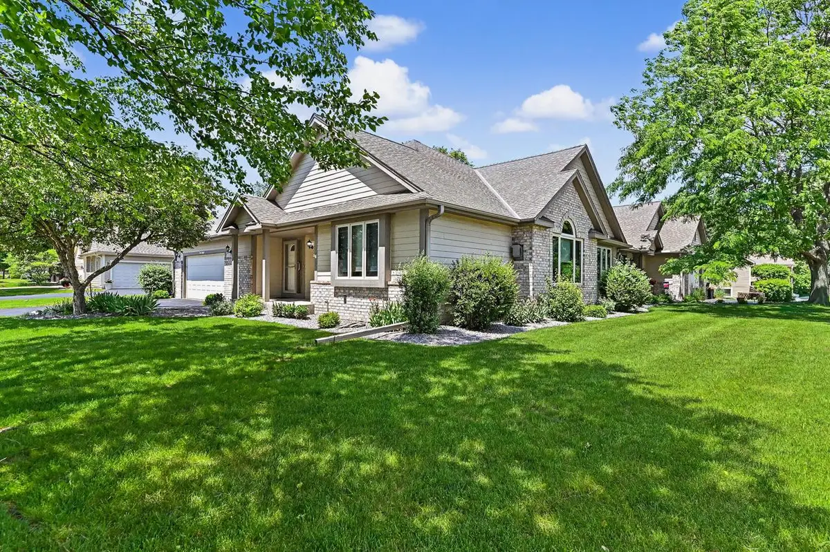 N22W26492 Shooting Star ROAD #2, Pewaukee, WI 53072 - #1