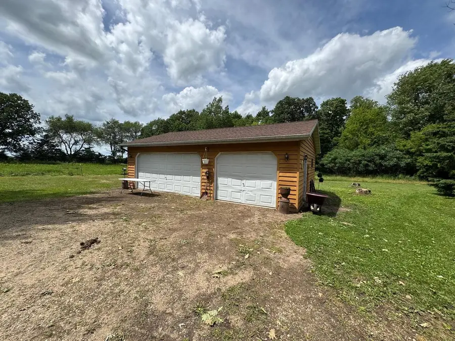W1484 Schmidt ROAD, Cambria, WI 53923 - #3