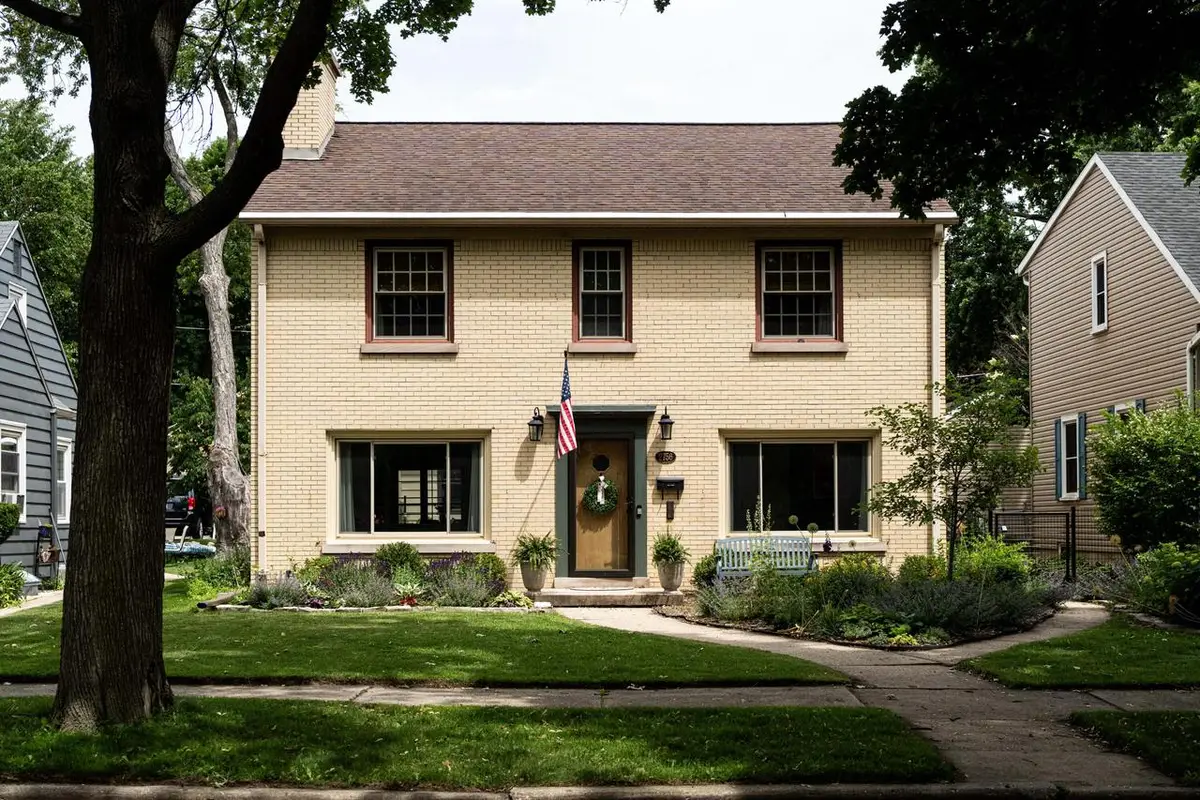 2756 N 87th STREET, Milwaukee, WI 53222 - #1