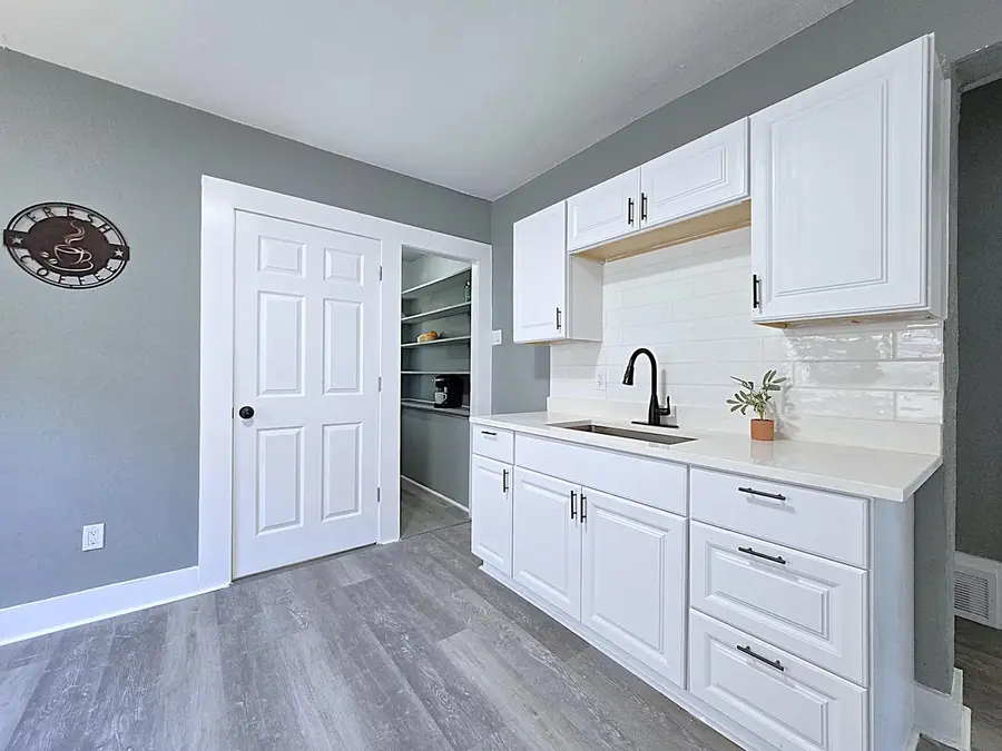 3353 N 27th STREET, Milwaukee, WI 53216 - #2