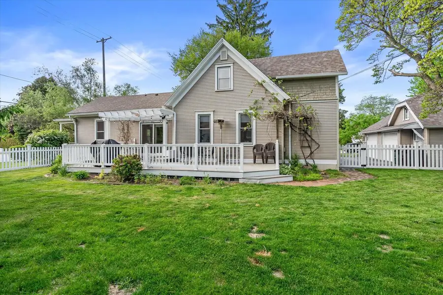 903 N Chicago AVENUE, South Milwaukee, WI 53172 - #2