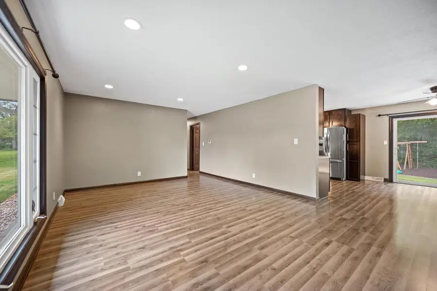 W284N6506 Hawthorne ROAD, Hartland, WI 53029 - #3