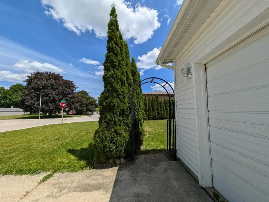 3805 Sheridan AVENUE, Sheboygan, WI 53081 - #3