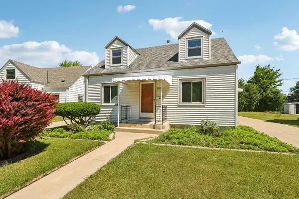 1308 E Tripoli AVENUE, Milwaukee, WI 53207