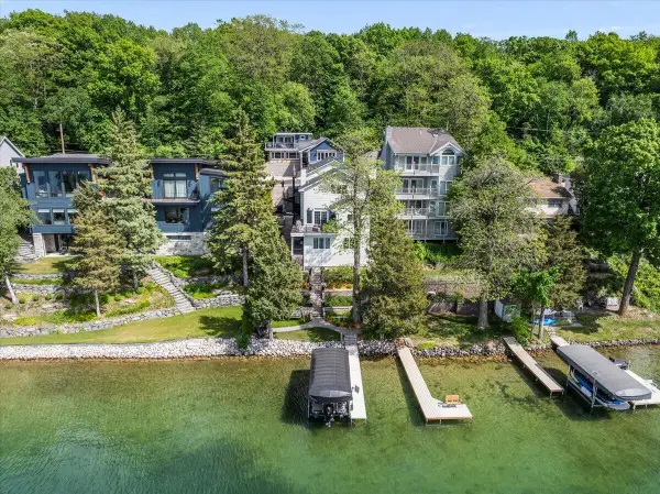 4763 Fontana Beach Rd ROAD, West Bend, WI 53095