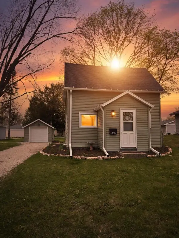 735 N 6th N AVENUE, Sturgeon Bay, WI 54235