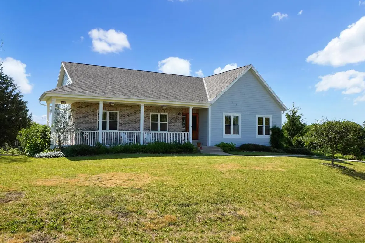 N5181 Union Hill ROAD, Oconomowoc, WI 53066 - #1