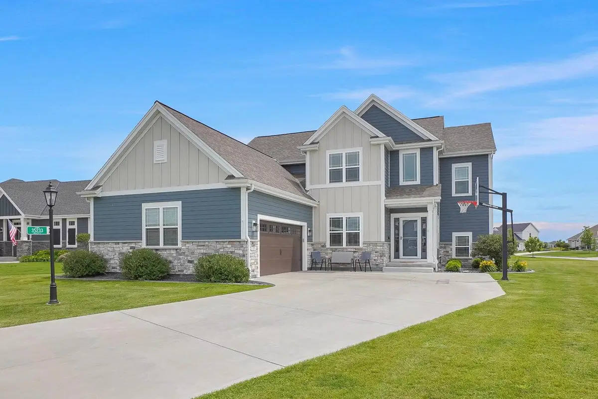 35233 Walleye COURT, Oconomowoc, WI 53066 - #1