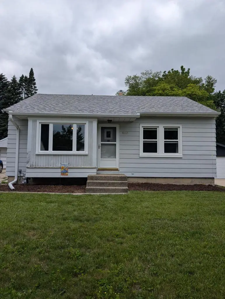 4059 S Alexander AVENUE, Saint Francis, WI 53235 - #1