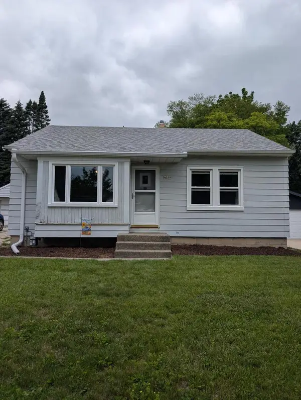 4059 S Alexander AVENUE, Saint Francis, WI 53235