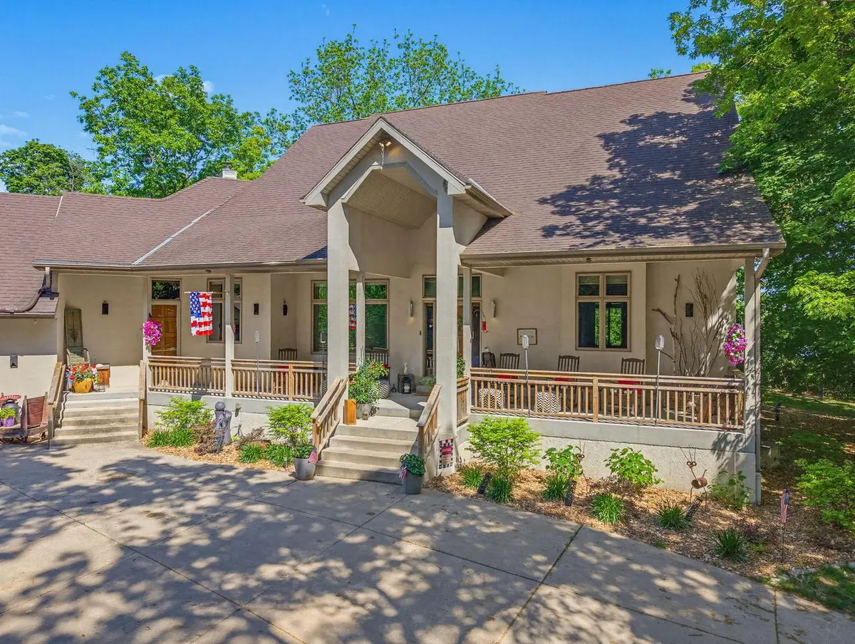 5876 N County Rd C, Nashotah, WI 53058 - #1