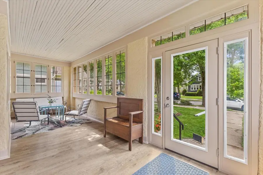 3416 S Delaware AVENUE, Milwaukee, WI 53207 - #2