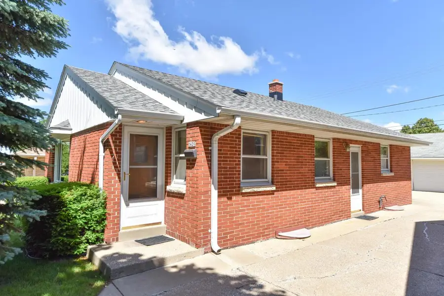 3426 E Whittaker AVENUE, Cudahy, WI 53110 - #2