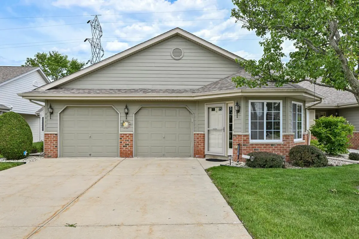 2011 27th AVENUE, Kenosha, WI 53140 - #1