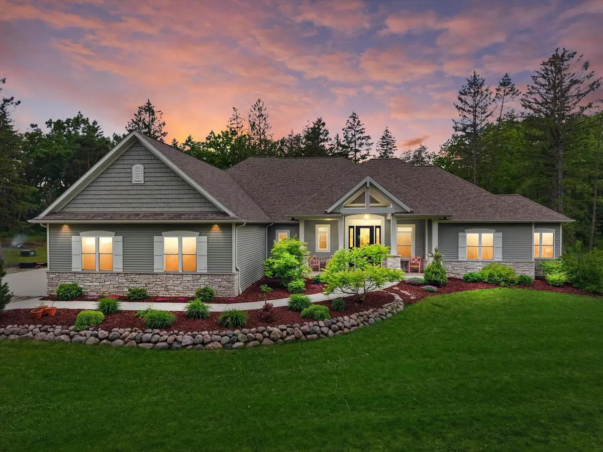 2351 27th STREET, Caledonia, WI 53108 - #1