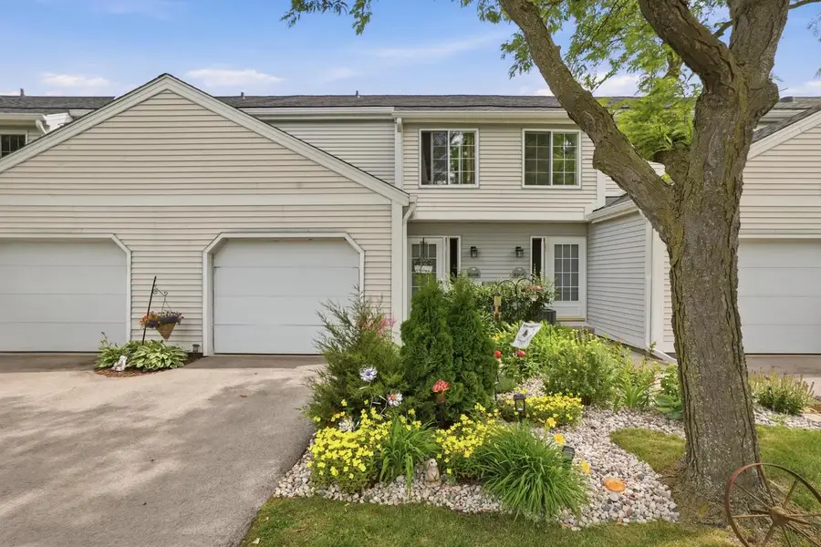 8306 S Tuckaway Shores DRIVE, Franklin, WI 53132 - #3