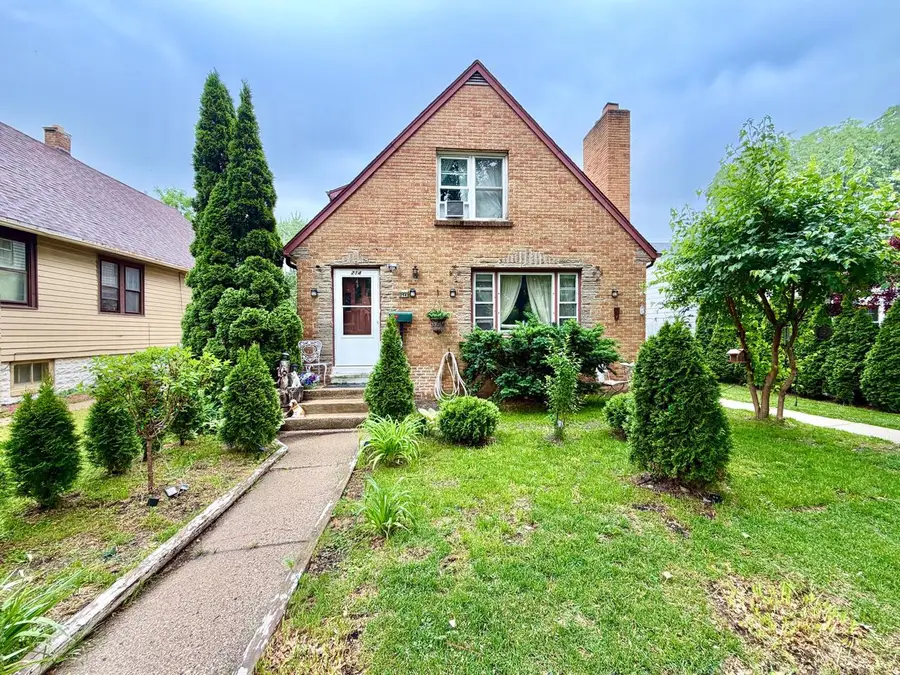 214 S 65th STREET, Milwaukee, WI 53214 - #3
