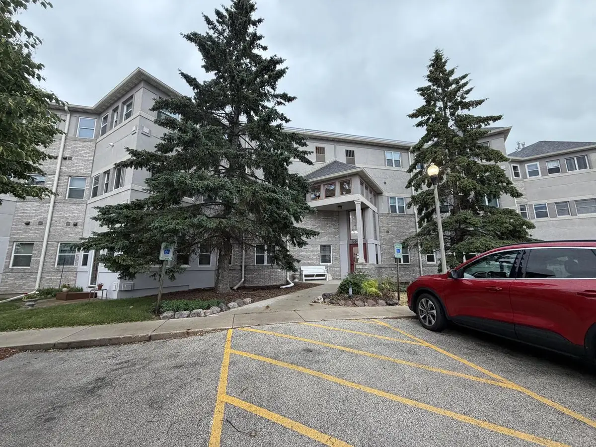 3903 Heather Valley ROAD #208, Sheboygan, WI 53083 - #1