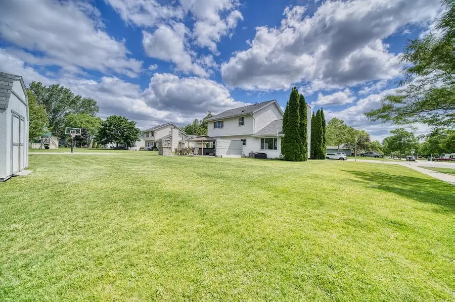 10635 S Shepard AVENUE, Oak Creek, WI 53154 - #3