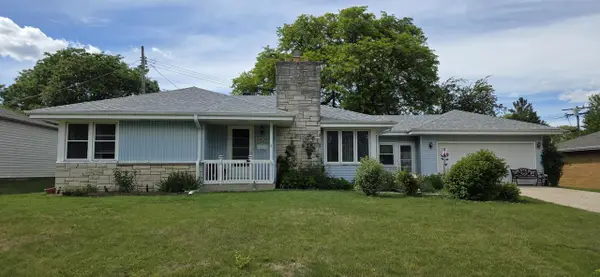 8914 W Stuth AVENUE, West Allis, WI 53227