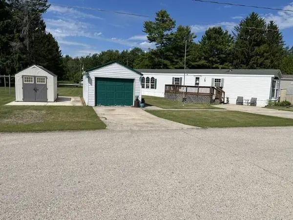 7136 Tannery ROAD #19, Two Rivers, WI 54241