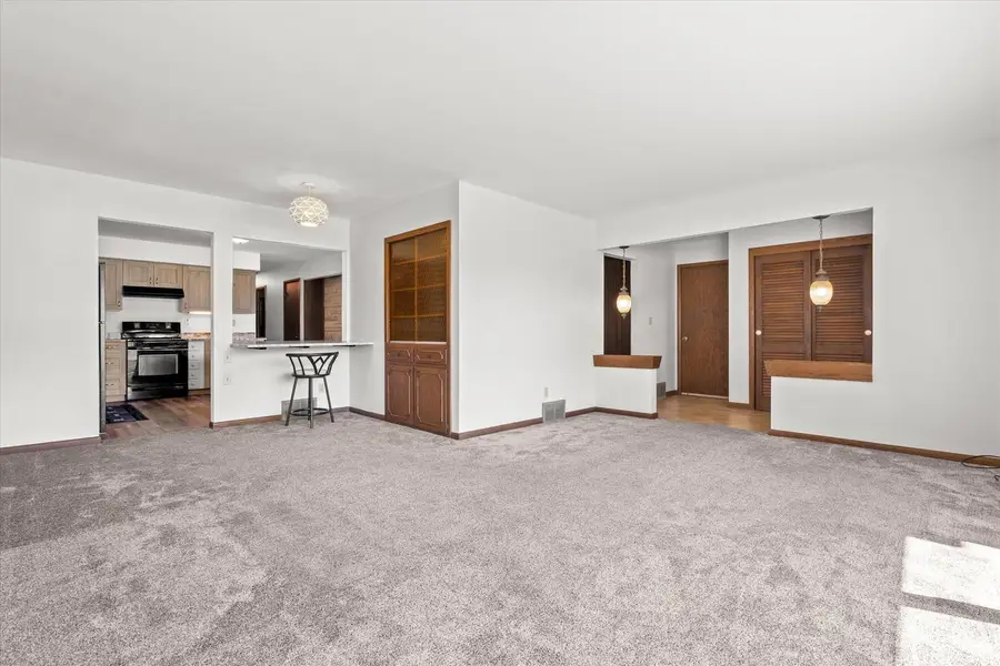 1610 Hickory STREET, South Milwaukee, WI 53172 - #3